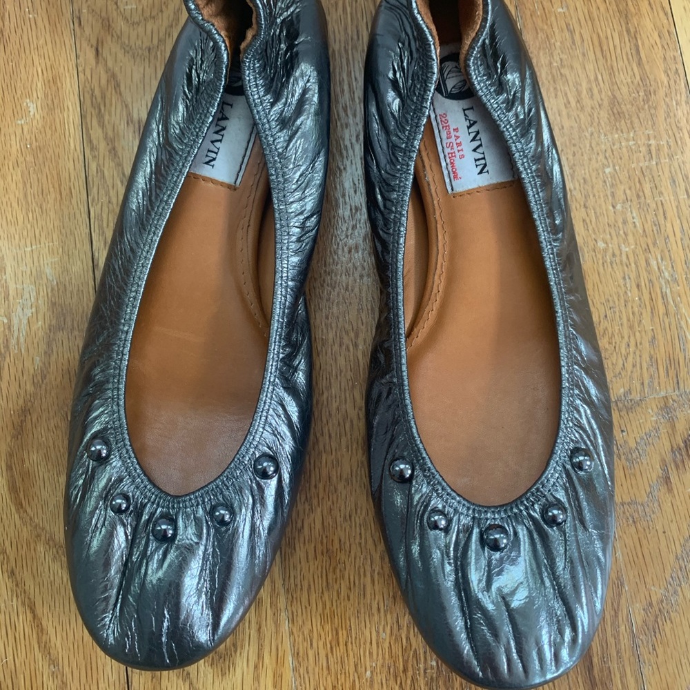 Beautiful LANVIN flats, sexy and elegant